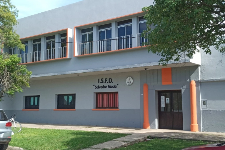 UCR Activa advirti&oacute; por el avance del cierre de profesorados y pidi&oacute; definiciones pol&iacute;ticas en Entre R&iacute;os