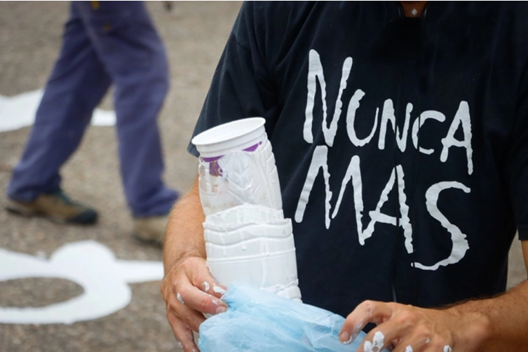 Una placa en la plaza San Martín recordará a las 37 víctimas de Gualeguaychú en la dictadura