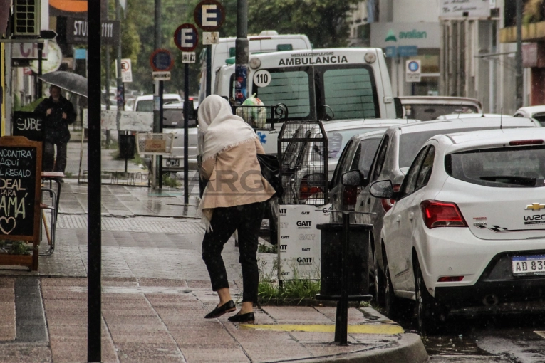 Gualeguaych&uacute;: est&aacute; vigente una alerta amarilla por tormentas