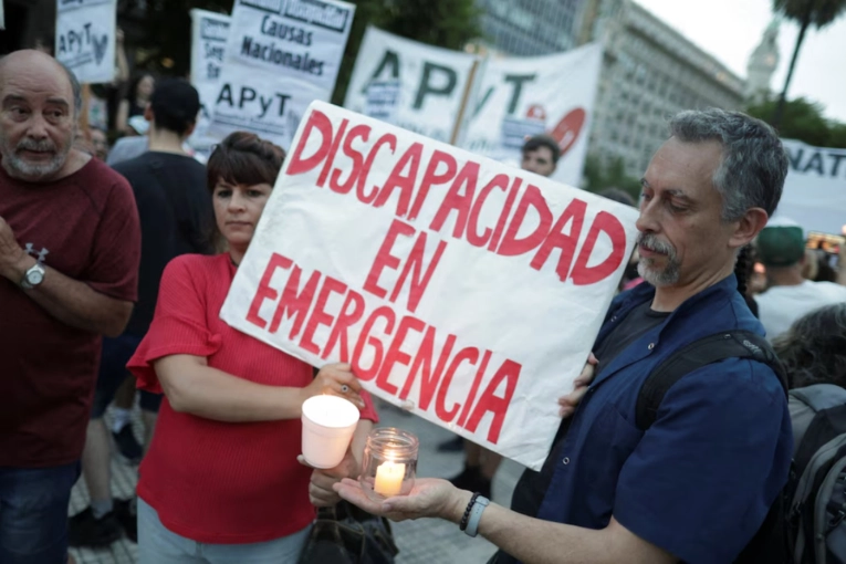 El Presupuesto prev&eacute; eliminar el financiamiento al Garrahan, universidades y discapacidad