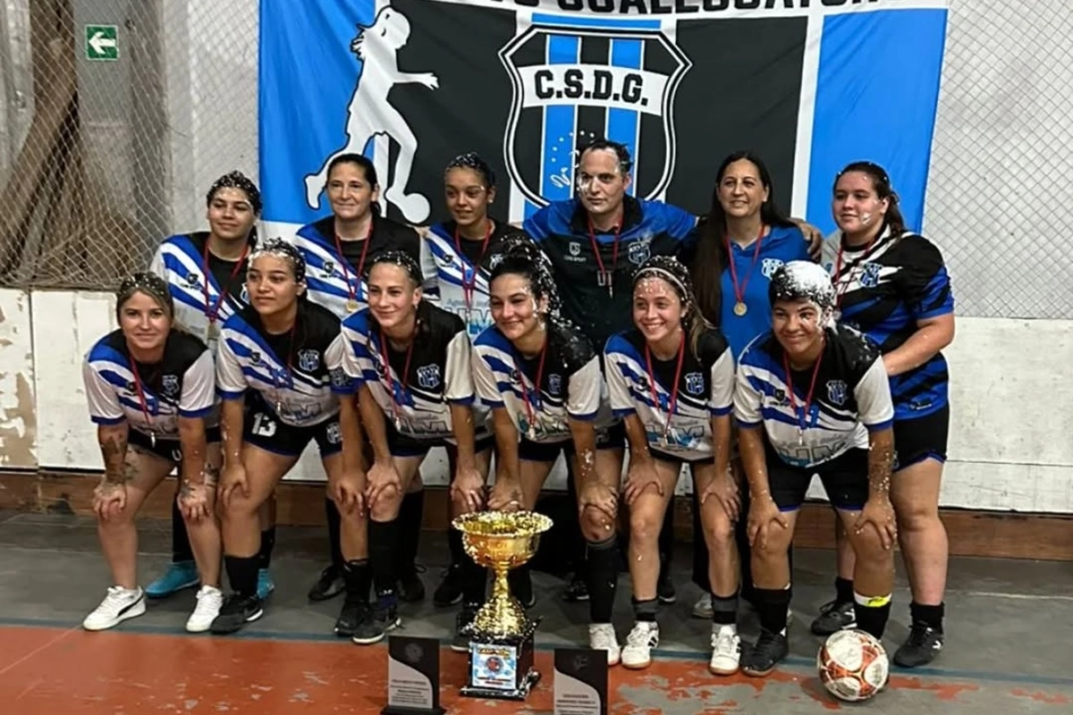 Equipo campe&oacute;n: Deportivo Gualeguaych&uacute;