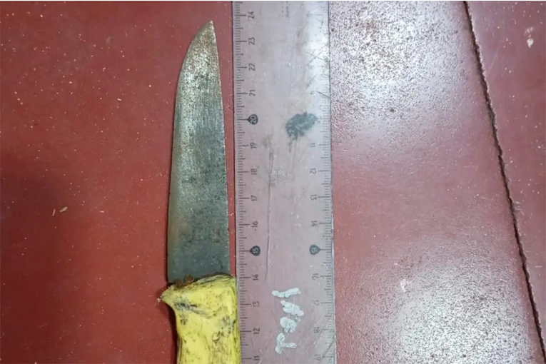 Santa Elena: vecinos redujeron a un joven armado que intent&oacute; ingresar a una vivienda