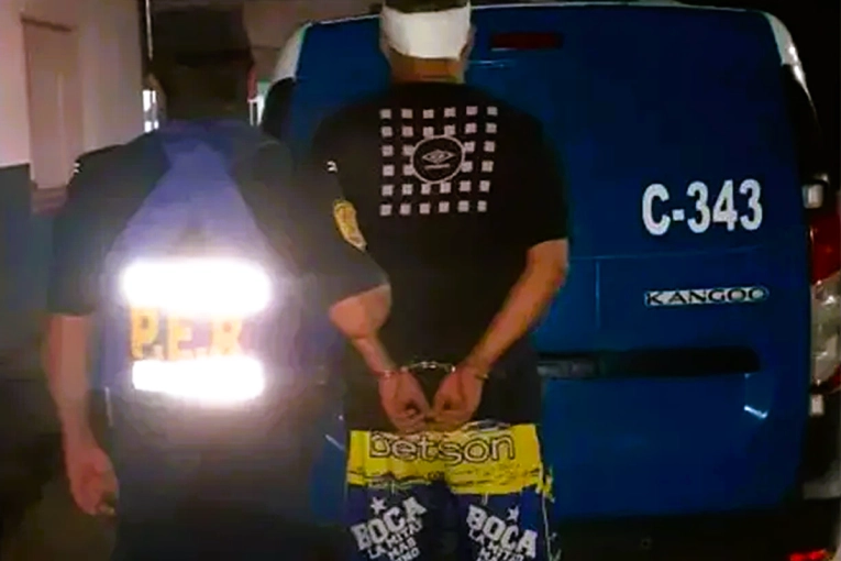 Denuncia de abuso y detenci&oacute;n de funcionario federal en Crespo