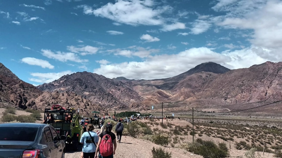 <i> Desde distintos puntos de la provincia, comunidades enteras se movilizaron para repudiar la avanzada del proyecto minero San Jorge</i>