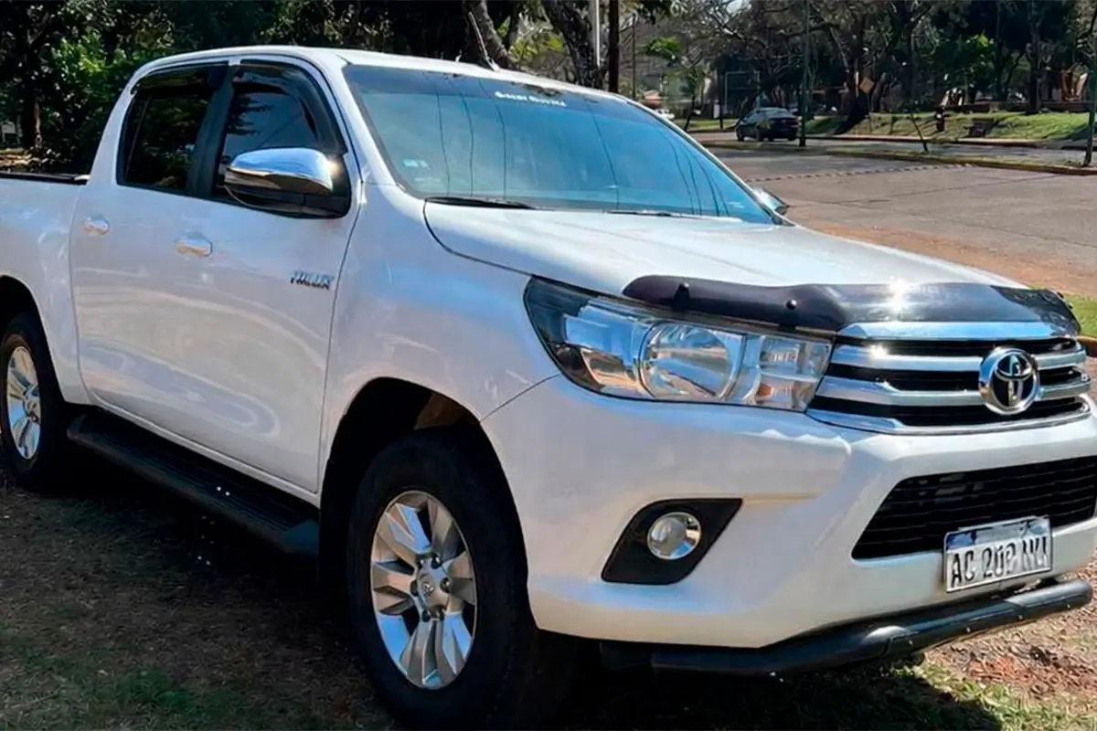 Otro argentino sufri&oacute; el robo de su camioneta