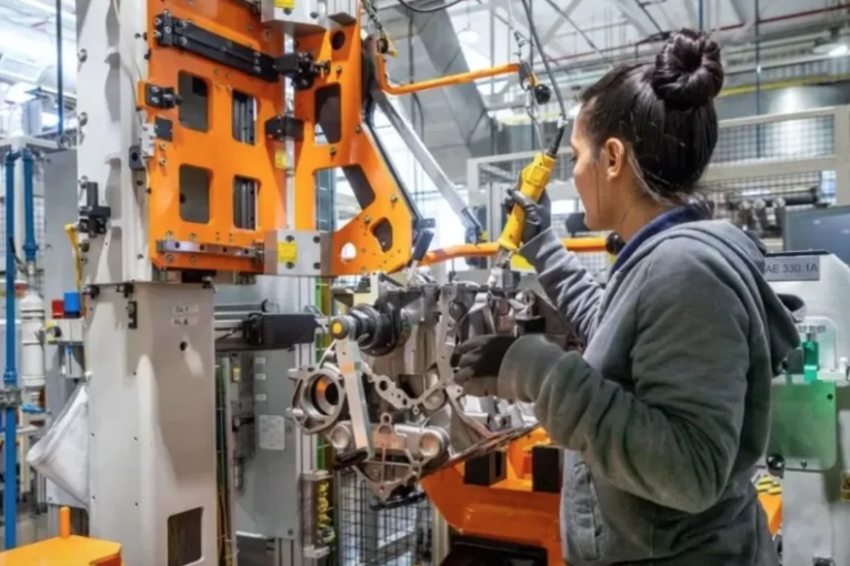 Dura advertencia de la Uni&oacute;n Industrial de Santa Fe: &ldquo;El ocaso de la producci&oacute;n es el ocaso de la clase media&rdquo;