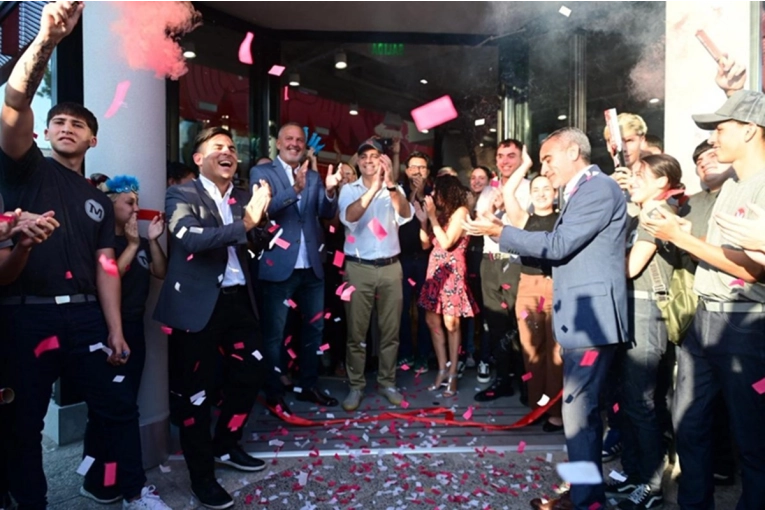 Mostaza abri&oacute; sus puertas en Gualeguaych&uacute; y gener&oacute; 43 nuevos puestos de trabajo