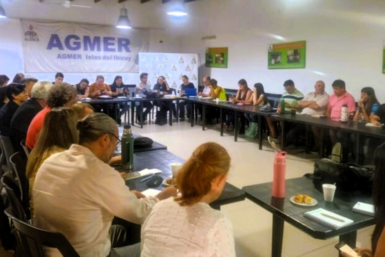 Docentes en alerta, Agmer exige al Gobierno una paritaria urgente