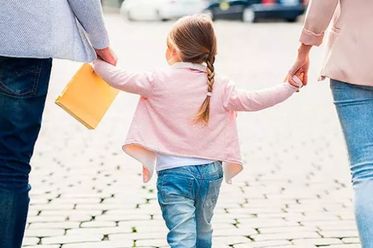 Adopci&oacute;n en Entre R&iacute;os: M&aacute;s de 100 ni&ntilde;os esperan una familia y la mayor&iacute;a supera los ocho a&ntilde;os