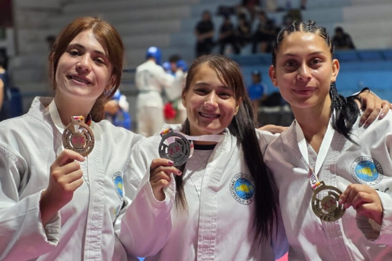 Nuevo r&eacute;cord de salto en alto en el torneo de Taekwondo en Gualeguaych&uacute;
