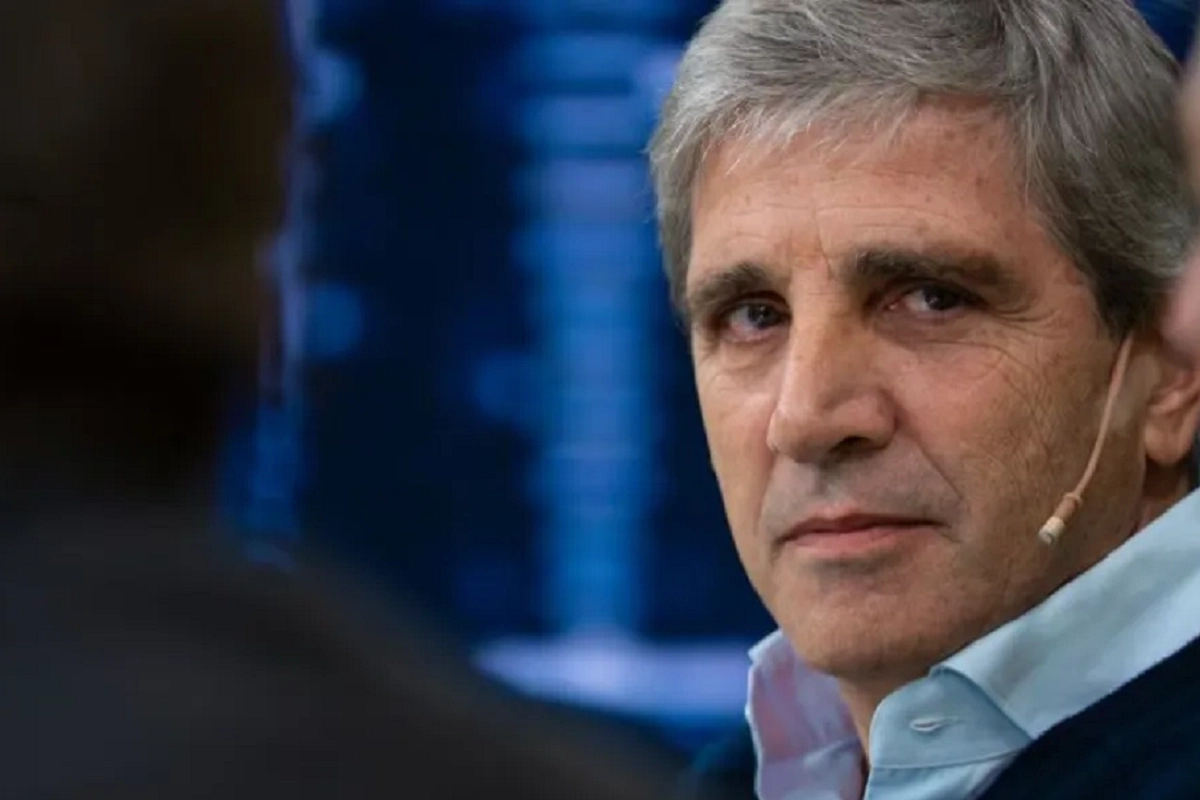 Ministro de Econom&iacute;a Luis Caputo