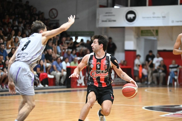 Central gan&oacute; con comodidad y qued&oacute; a s&oacute;lo un punto del l&iacute;der de la conferencia