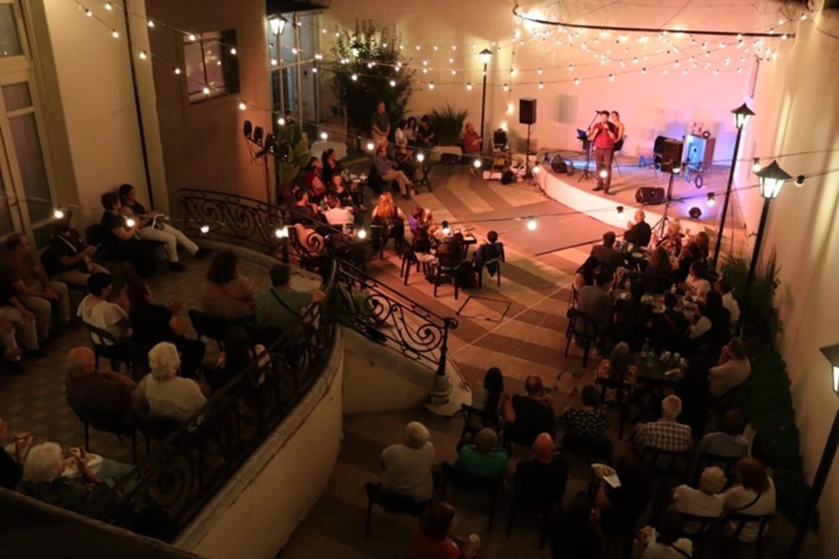 La noche en Casa De Deken