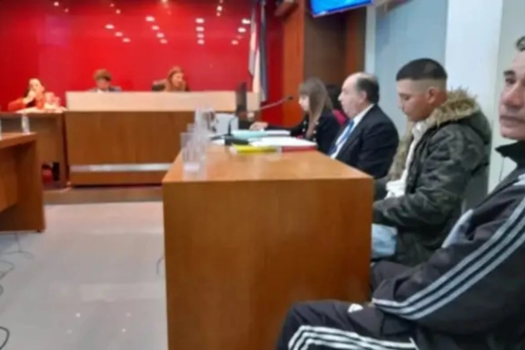 Un imputado film&oacute; al jurado y suspendieron el juicio para buscar a nuevos integrantes