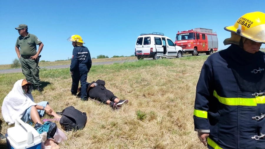 <i> La dotaci&oacute;n de Bomberos Voluntarios de Ceibas asegur&oacute; la escena </i>