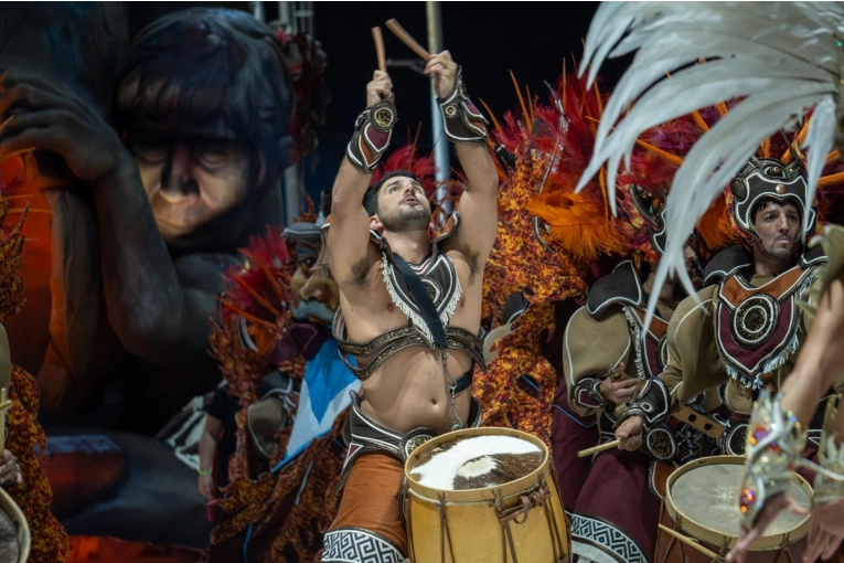 La batucada de Ara Yev&iacute; fue elegida la mejor del Carnaval del Pa&iacute;s