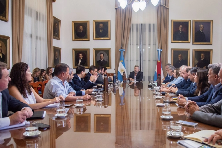 El gabinete provincial defini&oacute; como prioridades a rutas y proyectos estrat&eacute;gicos