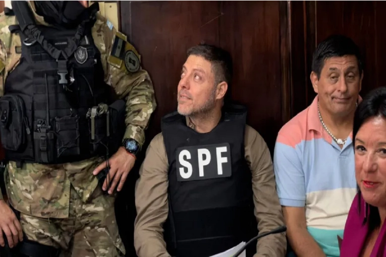 Airaldi declar&oacute;, detall&oacute; su patrimonio y respald&oacute; al fiscal Candioti