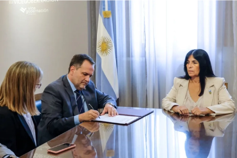 Abogados entrerrianos se capacitar&aacute;n en Ley Micaela y Ley Yolanda a trav&eacute;s del Senado