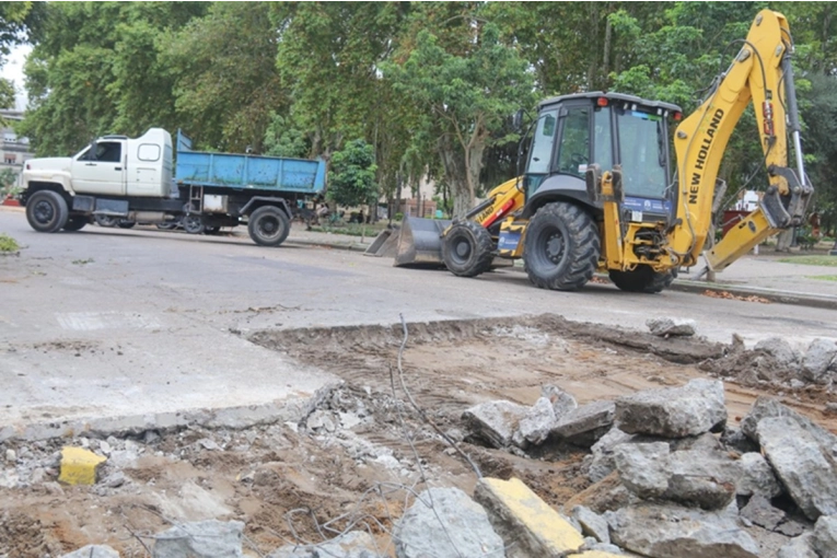 Hay cortes totales de calles en plaza San Mart&iacute;n y en la zona del Hospital hasta el s&aacute;bado