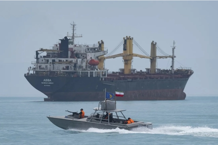 Jap&oacute;n y cinco pa&iacute;ses europeos condenan a Ir&aacute;n por cierre del estrecho de Ormuz y ataques a embarcaciones