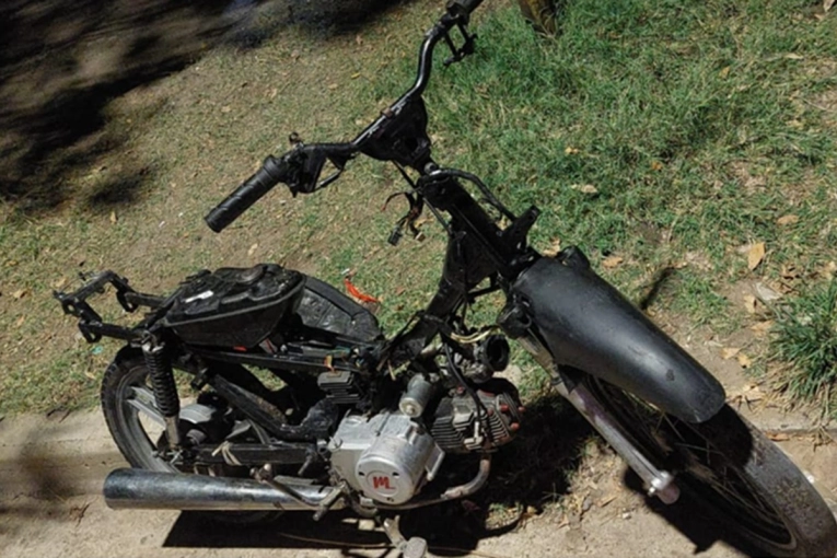 Tiene 15 a&ntilde;os y &ldquo;cambi&oacute;&rdquo; un celular por una moto, pero ten&iacute;a los n&uacute;meros limados