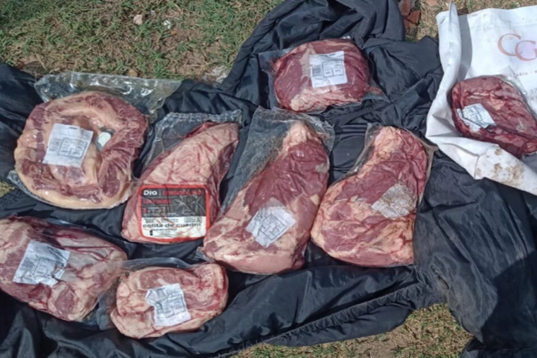 Atraparon a un hombre con cortes de carne robados gracias a las c&aacute;maras de seguridad