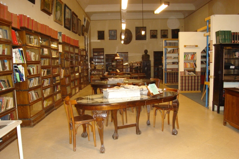 La primera biblioteca fundada por mujeres en Argentina naci&oacute; en Gualeguaych&uacute;