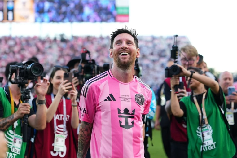 Messi celebr&oacute; el nuevo estadio del Inter Miami con una tribuna que lleva su nombre