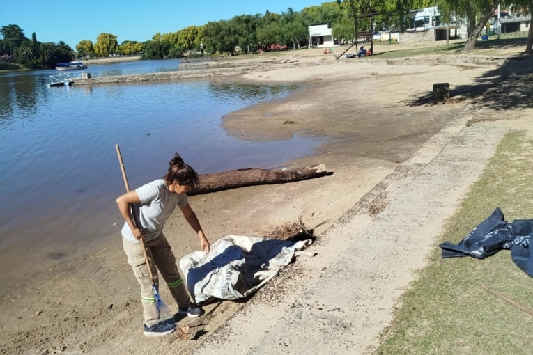 Limpieza del r&iacute;o: m&aacute;s de 7.000 kilos de residuos retirados entre org&aacute;nicos e inorg&aacute;nicos