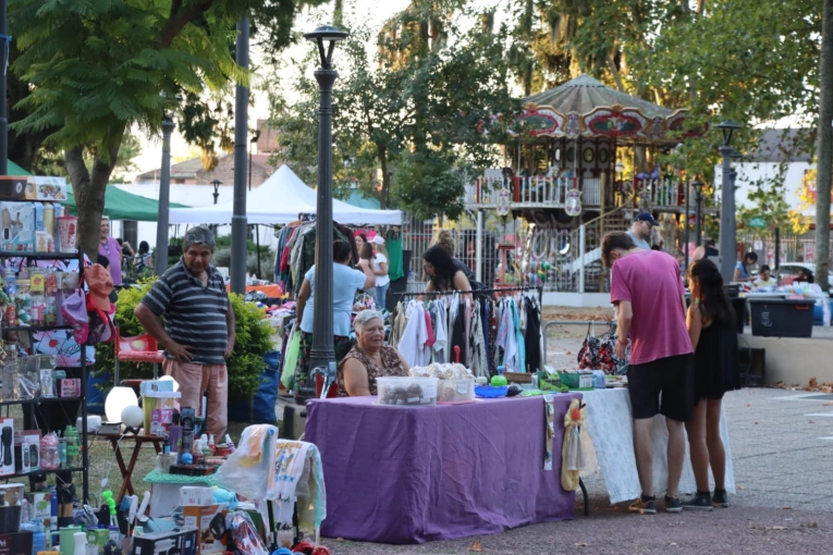 Invitan a vecinos a participar de la Feria Comunitaria en Plaza San Mart&iacute;n