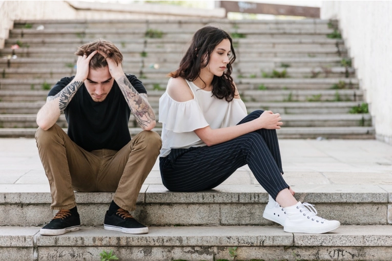 Salud mental: &iquest;C&oacute;mo detectar se&ntilde;ales y prevenir el suicidio adolescente?