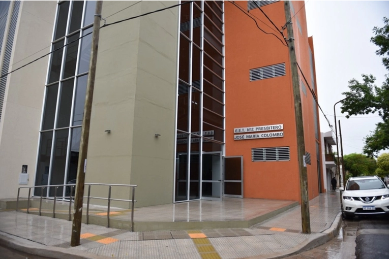 Suspendieron las clases en la EET 2 y La Salle por una resoluci&oacute;n judicial por temor a tiroteos