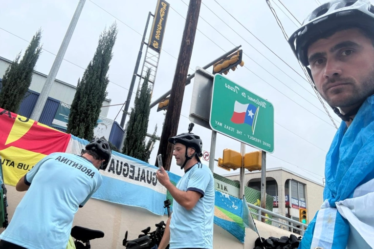Gualeguaychuenses recibieron un mensaje inesperado de Manu Gin&oacute;bili antes de llegar a EE.UU.