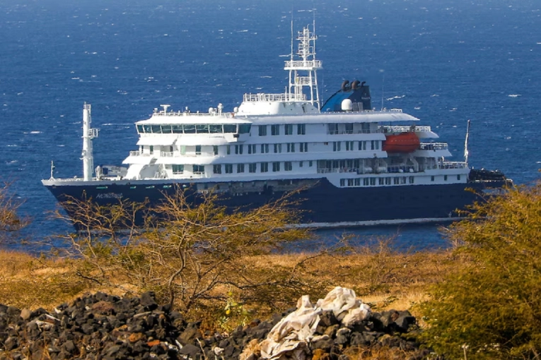 El crucero MV Hondius con brote de hantavirus ser&aacute; evacuado el 11 de mayo en Canarias