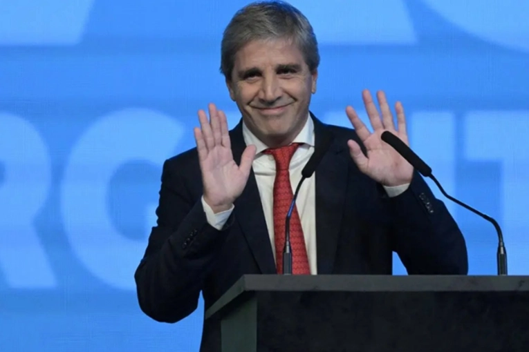 Caputo anunci&oacute; un &ldquo;S&uacute;per RIGI&rdquo; para impulsar la industrializaci&oacute;n de los recursos naturales