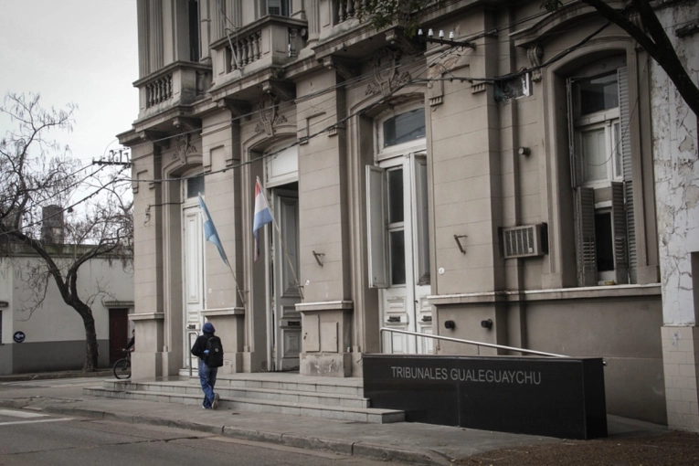 El jurado hall&oacute; culpable al hombre llevado a juicio por abusar de su hijastra discapacitada